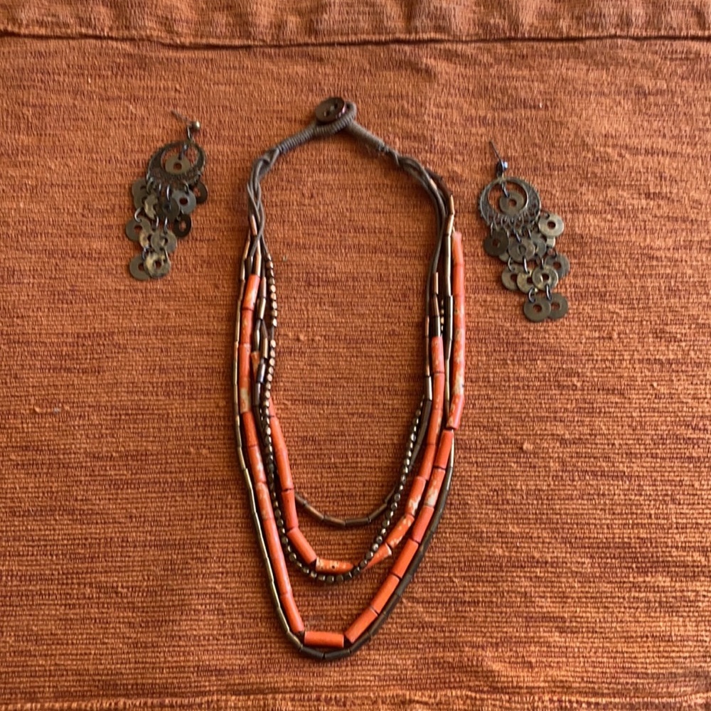 Vintage set coral and copper!!